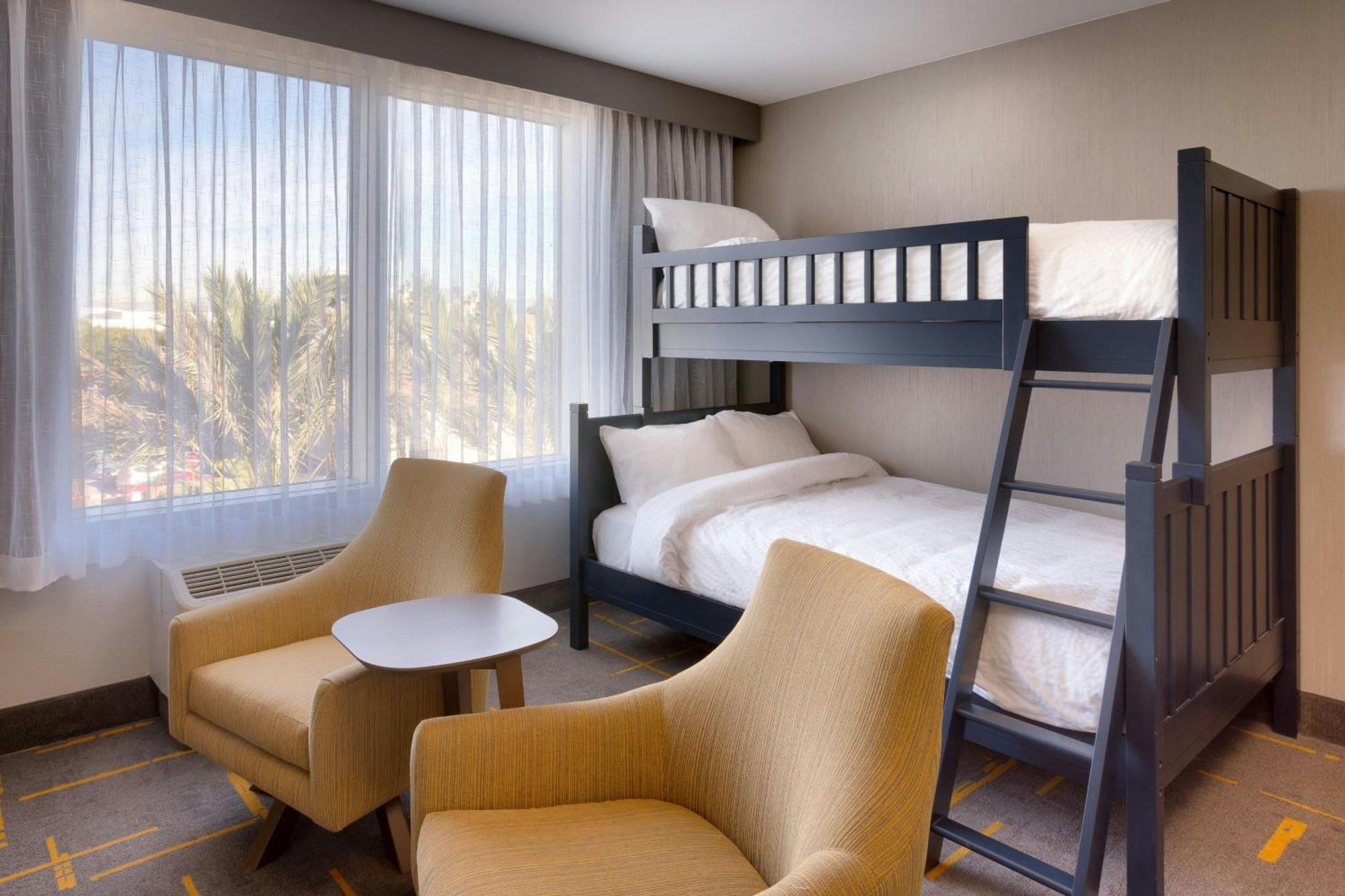 Towneplace By Marriott Angeles Lax/hawthorne