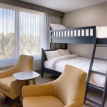 Towneplace Suites By Marriott Los Angeles Lax/Hawthorne Exterior photo